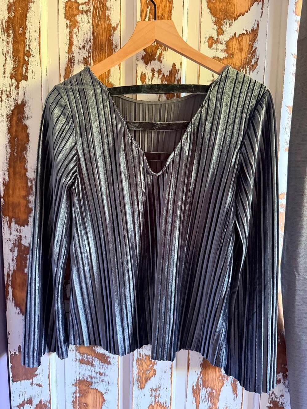 Lilla P Metallic Velvet Textured Y2K Statement Top Size S - Picture 3 of 6